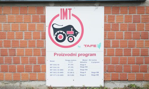 Millennium Team donirao traktore manastirima na Kosovu i Metohiji (2)
